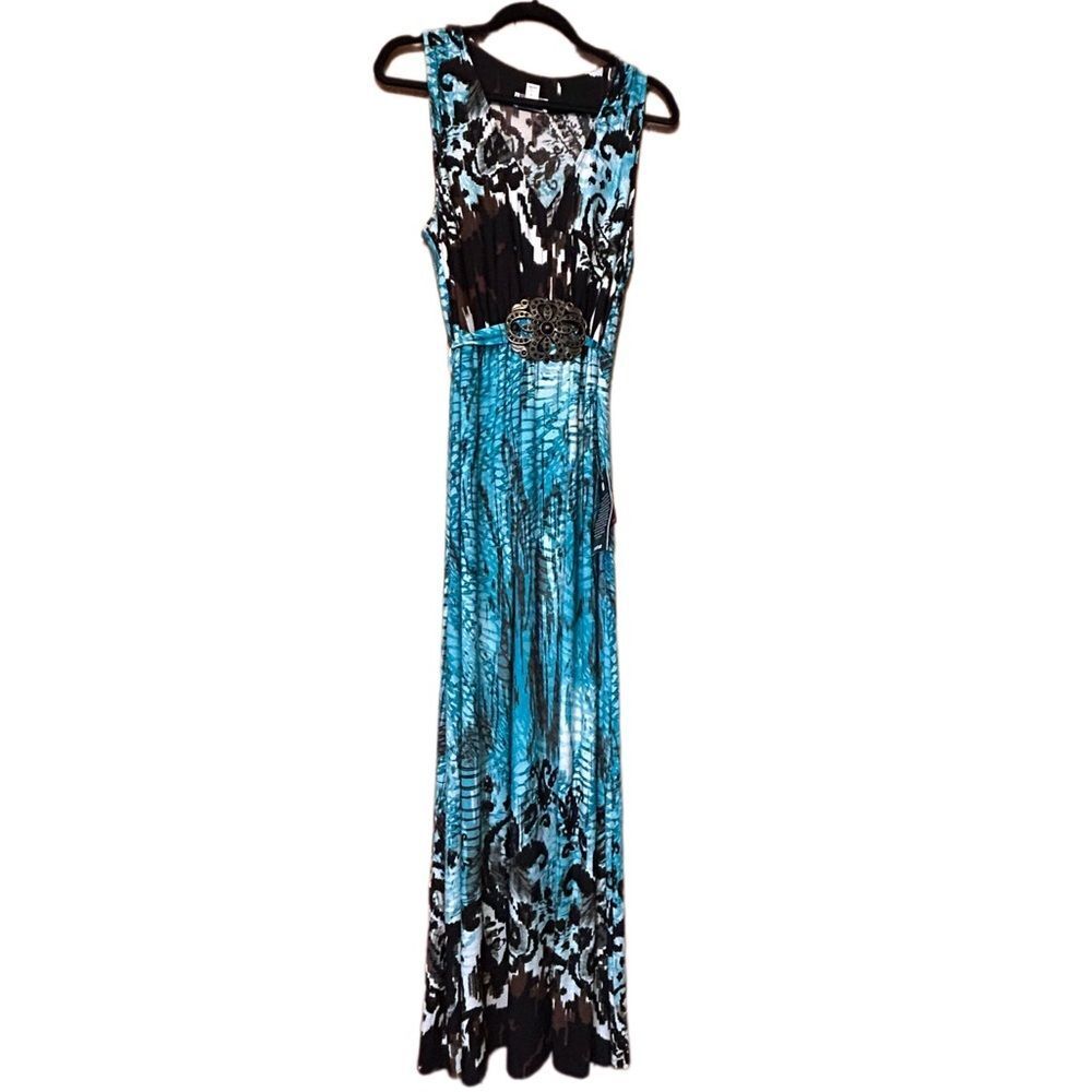 Avenue Multi Color Pleated Maxi Dress Size 18/20
